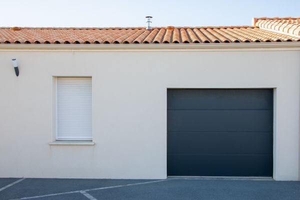 Cost of Garage Window Replacement in Winter Haven